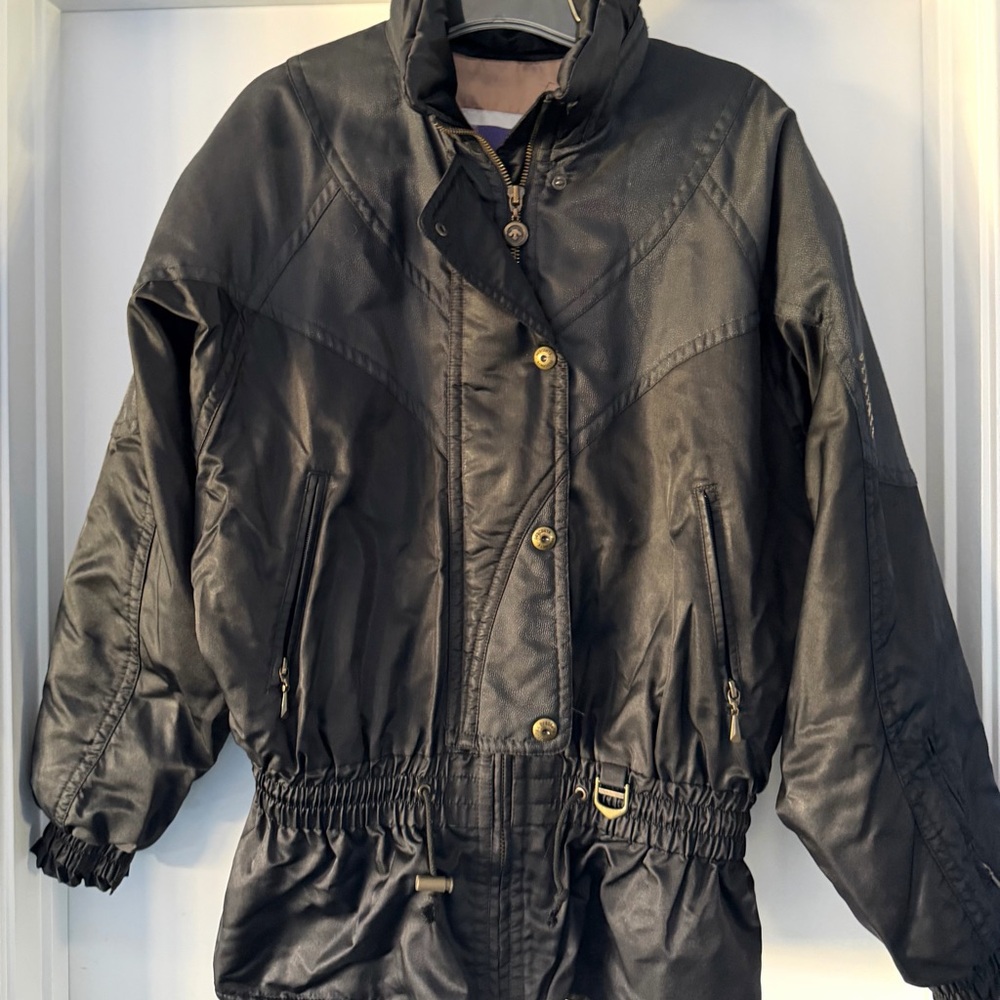 Descente Black Ski & Snow Jacket